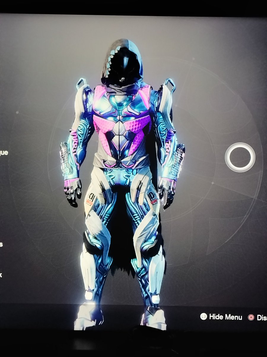 _Ahearn89's tweet image. Got a solid amount of commendations the other day in PVP. The one I got the most of was "Best Dressed"
What do you think?  #Destiny2 #Hunter #Commendations #BestDressed