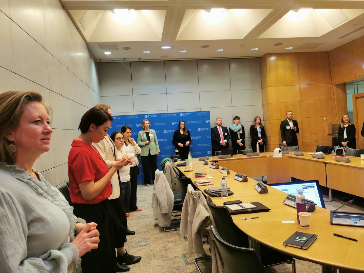 MsKwizera's tweet photo. #OECDrbc Minerals forum on Responsible Minerals supply chains is well on its way. My input this week: Ensure gender justice in minerals supply chains. Commit to gender responsive #Duediligence and adress to roots causes of inequality to realize a truly #JustTransition for all! https://t.co/GWd9Lsj6dS