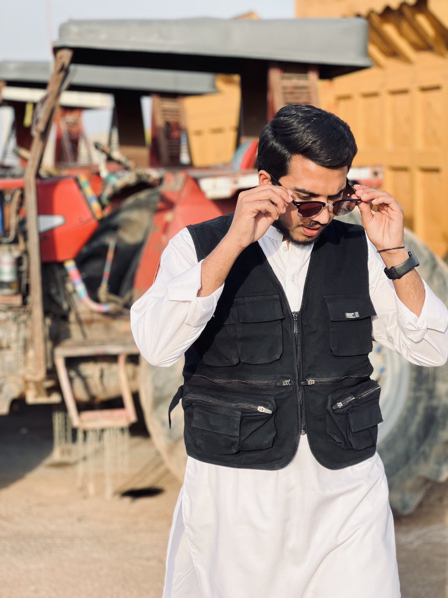 la_qamar69's tweet photo. اکھ کھولی تے دُکھاں دے جال ویکھے https://t.co/PXWk9h46Vf