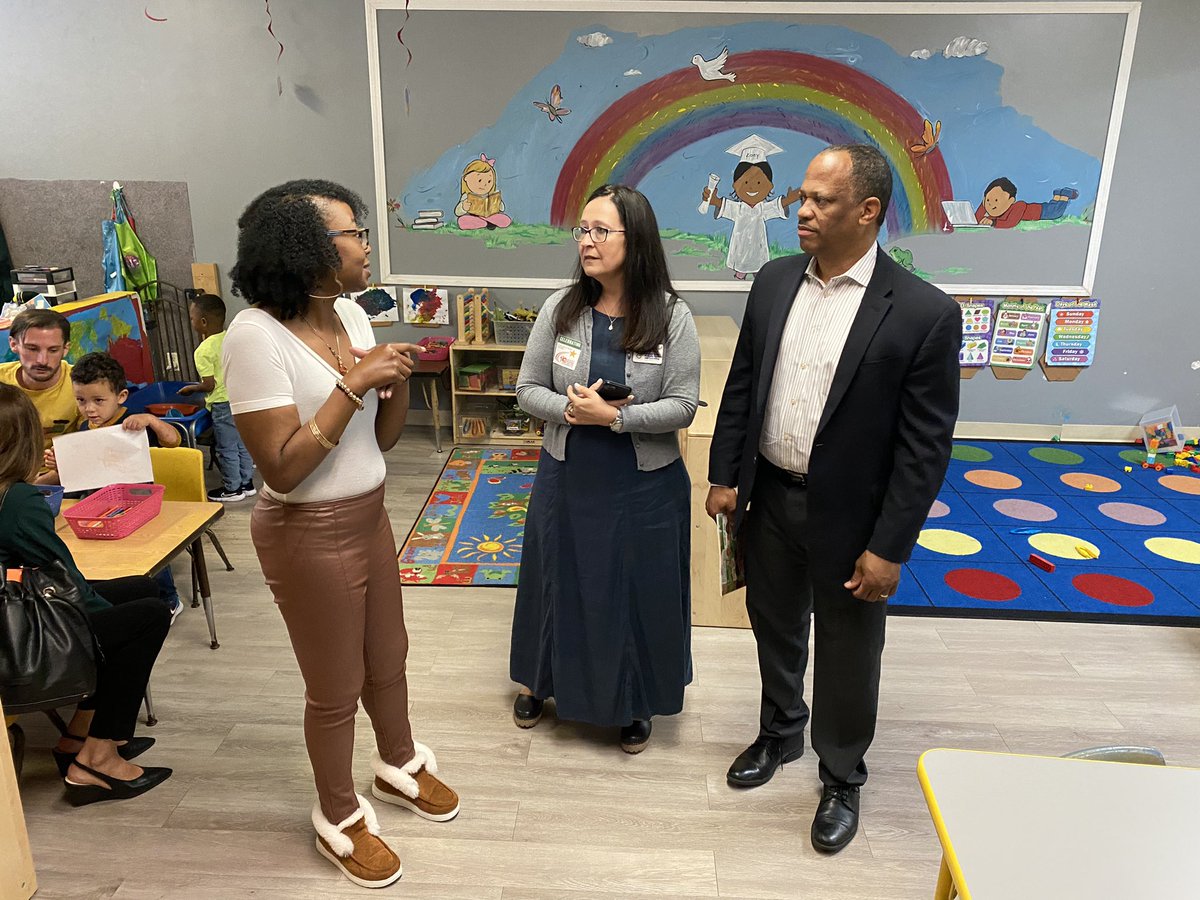 GADeptEarlyCare's tweet photo. @repdwilkerson joined us at 1st Step Learning Academy in Powder Springs to celebrate #QRWeek with center director Kai Kyser.
Also attending were Jill West, a Quality Rated Regional Coordinator from DECAL, Hanah Goldberg and Greg Barrett from @GEEARS @Quality_Rated https://t.co/UyqtveKiBc