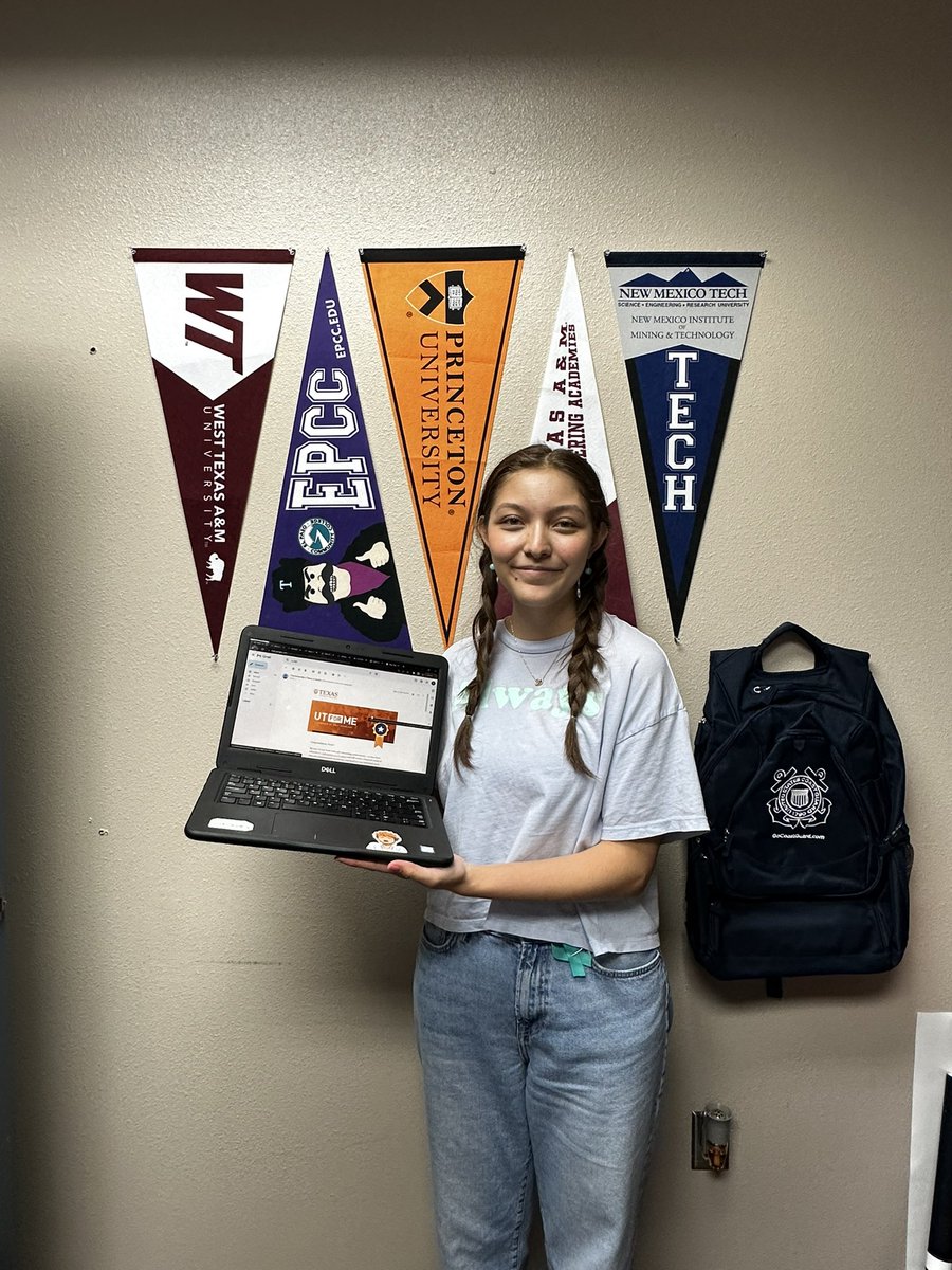 Extremely proud of our AVID Senior Gwen for receiving the UT DELL Scholarship!!! 🥳🥳 We are so proud of you and all your academic endeavors!! 🧡⭐️🧑‍🎓 <a href="/DellScholars/">Dell Scholars</a> <a href="/Americas_HS/">Nancy Torres</a> #TeamSISD #Blazernation