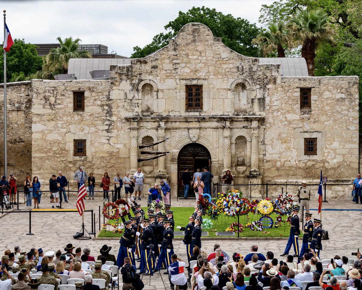 Army Day at the Alamo! ¡Viva Fiesta! #FiestaSA2023 📸: Benjamin Charles Media