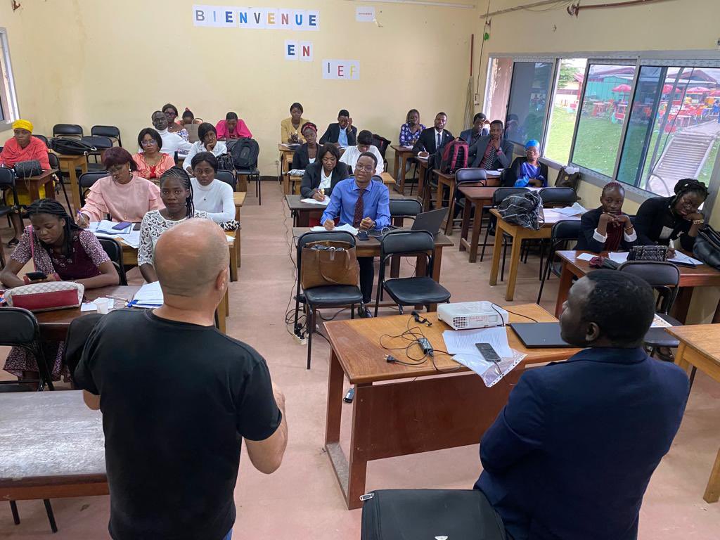 ruth_adang's tweet image. Tres belle journée hier à L ESSEC de Douala . Pendant le cour de communication digitale Dr MARTIAL KADJI  a invité MACHAEL BROST pour nous édifier sur la communication digitale nous le remercions 

#communicationdigital