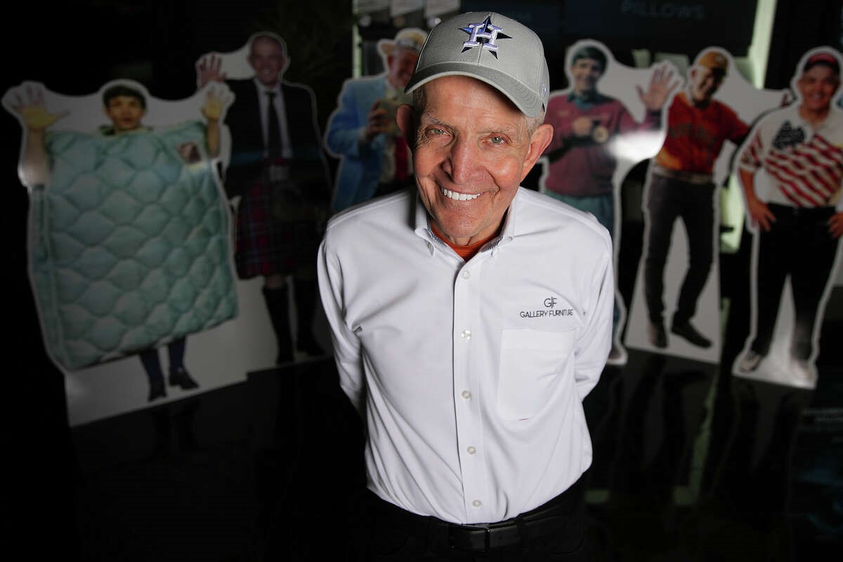 MarcCommentary's tweet photo. Mr. Mack #Astros #Ready2Reign #MattressMack #CarolBurnett #Blummer #JoeBiden2024 
https://t.co/lNBdQjgv4B https://t.co/9RnZnQ7b9S