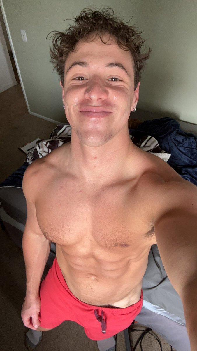 Kyle Fletcher on Twitter: "Hump dayyyyy♥️🤠"