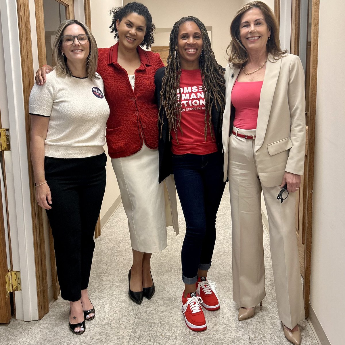 Angela Ferrell-Zabala (she/her) on Twitter: "WHAT A TEAM! Standing