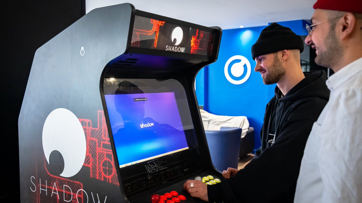 Shadow France tweet media