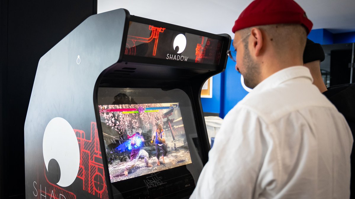 Shadow France tweet media