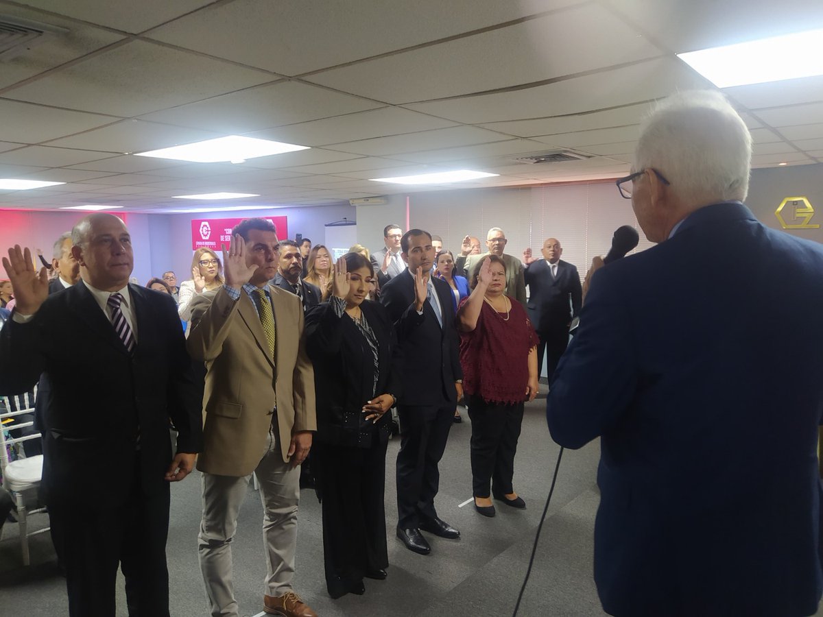 Juramentación de Directiva CIZ periodo 2023-2024
<a href="/fedecamarazulia/">FEDECÁMARAS ZULIA</a> <a href="/fedecamaras/">FEDECAMARAS</a> <a href="/Conindustria/">Conindustria</a> <a href="/consecomercio/">Consecomercio</a> <a href="/Avipla/">AVIPLA</a> <a href="/CamaraMaracaibo/">Cámara de Comercio de Maracaibo</a> <a href="/ucezempresarial/">UCEZ</a> <a href="/ACIL_oficial/">ACIL</a> <a href="/rrpp_mcbo/">RRPP Alcaldía Mcbo</a>  <a href="/PROMOZULIA/">PROMOZULIA</a> <a href="/CezimarC/">CEZIMAR</a> <a href="/solquiven_ca/">SOLQUIVEN C.A.</a> <a href="/GrupoMarmoca/">Grupo Marmoca</a> <a href="/indusalca/">Industrias Salineras</a> <a href="/Plastisurca/">Plásticos del Sur CA</a> <a href="/ZuplaWeb/">Zuliana de Plásticos</a> <a href="/GobiernoZulia/">GobernaciónEdoZulia</a>