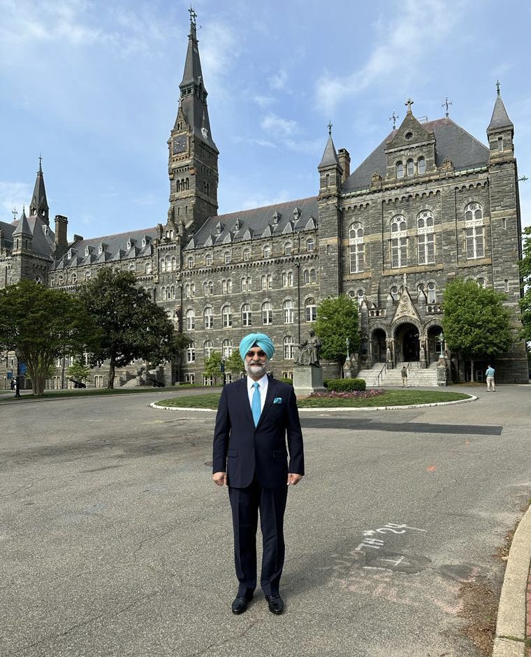Candid conversation with curious minds!

Delighted to engage the bright and young of Walsh School of Foreign Service <a href="/georgetownsfs/">Georgetown SFS</a> <a href="/Georgetown/">Georgetown University</a> University with Dean <a href="/joelhellman_SFS/">Joel S. Hellman</a> on a wide range of topics. 

Best wishes to the graduating students as they take the plunge.