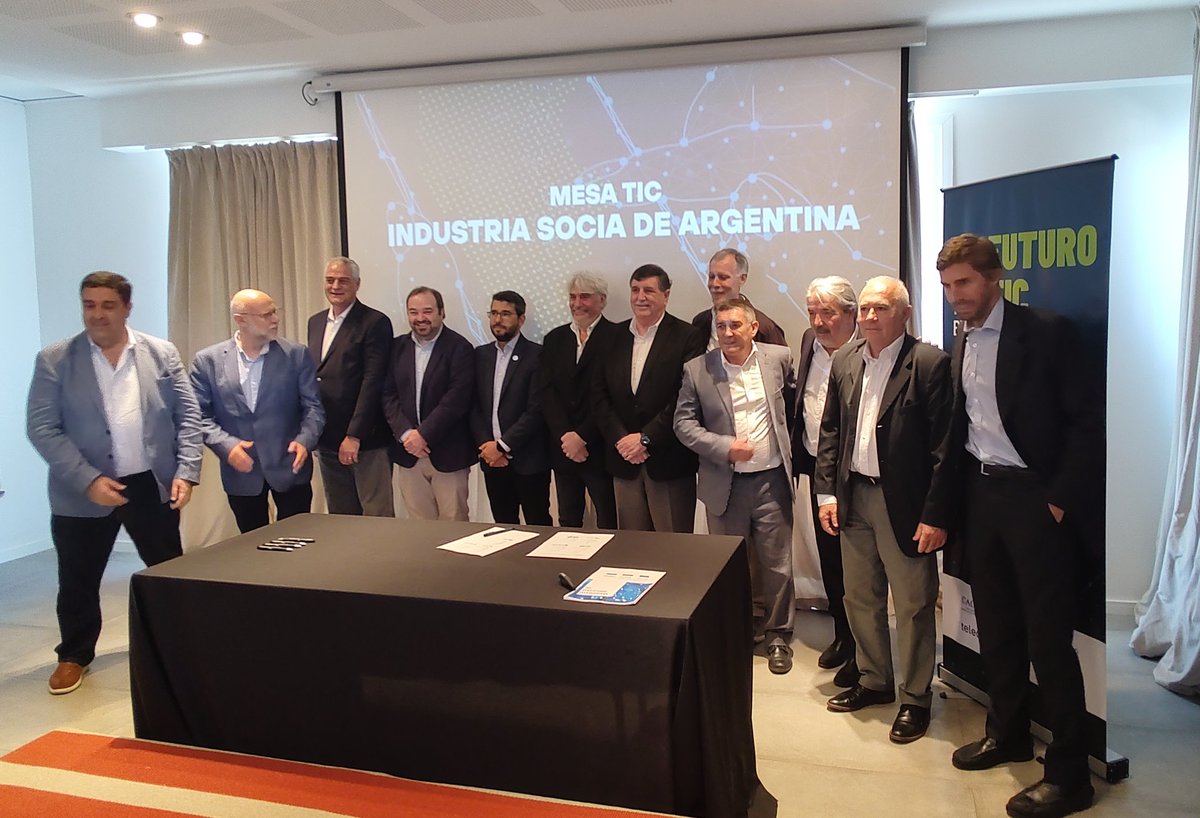 nicolarocca_'s tweet photo. #Ahora | Se anuncian nuevos adherentes a la Mesa TIC:
✅ATVC
✅Cappi
✅Catel
✅Cicomra
✅IDA
✅Red Intercable
✅Catip https://t.co/HXq5WzOxQE