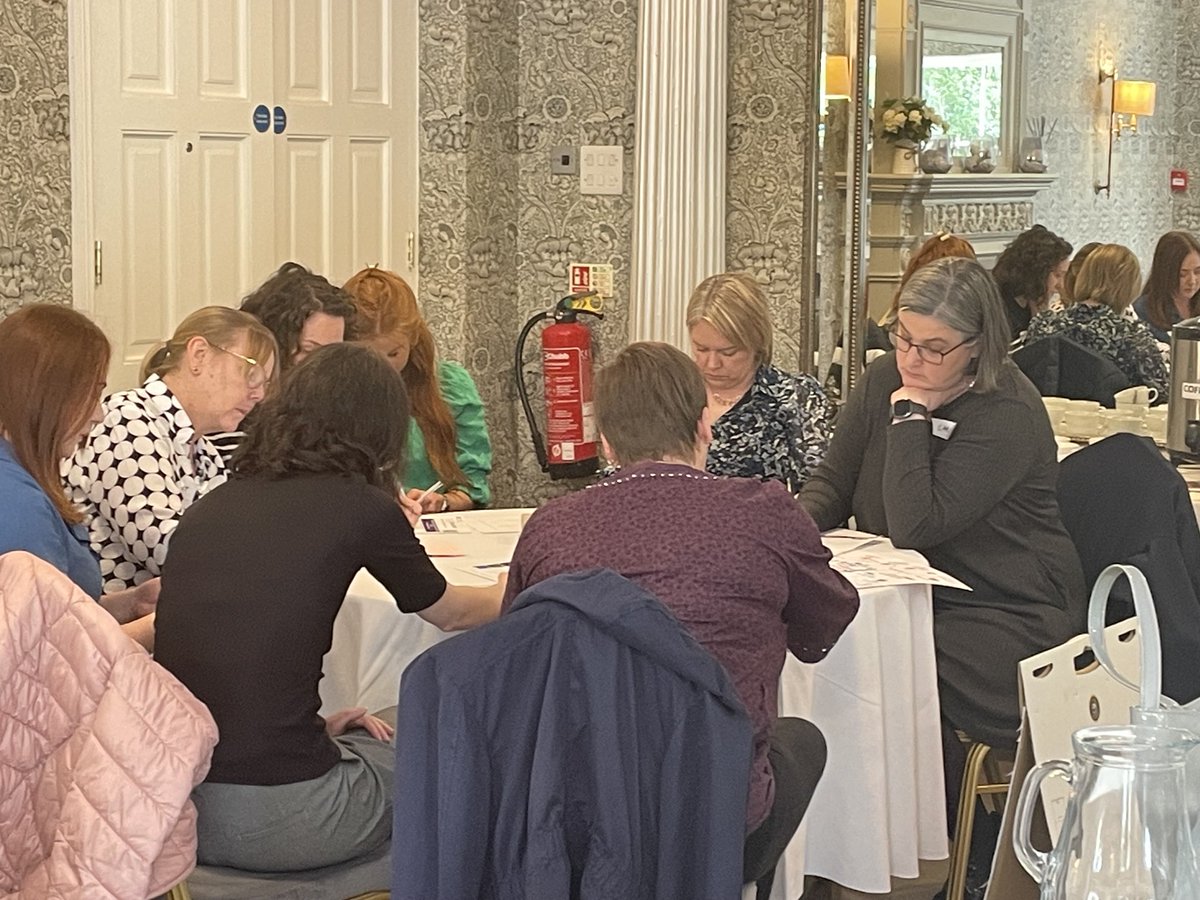 Julia Tolan tweet media