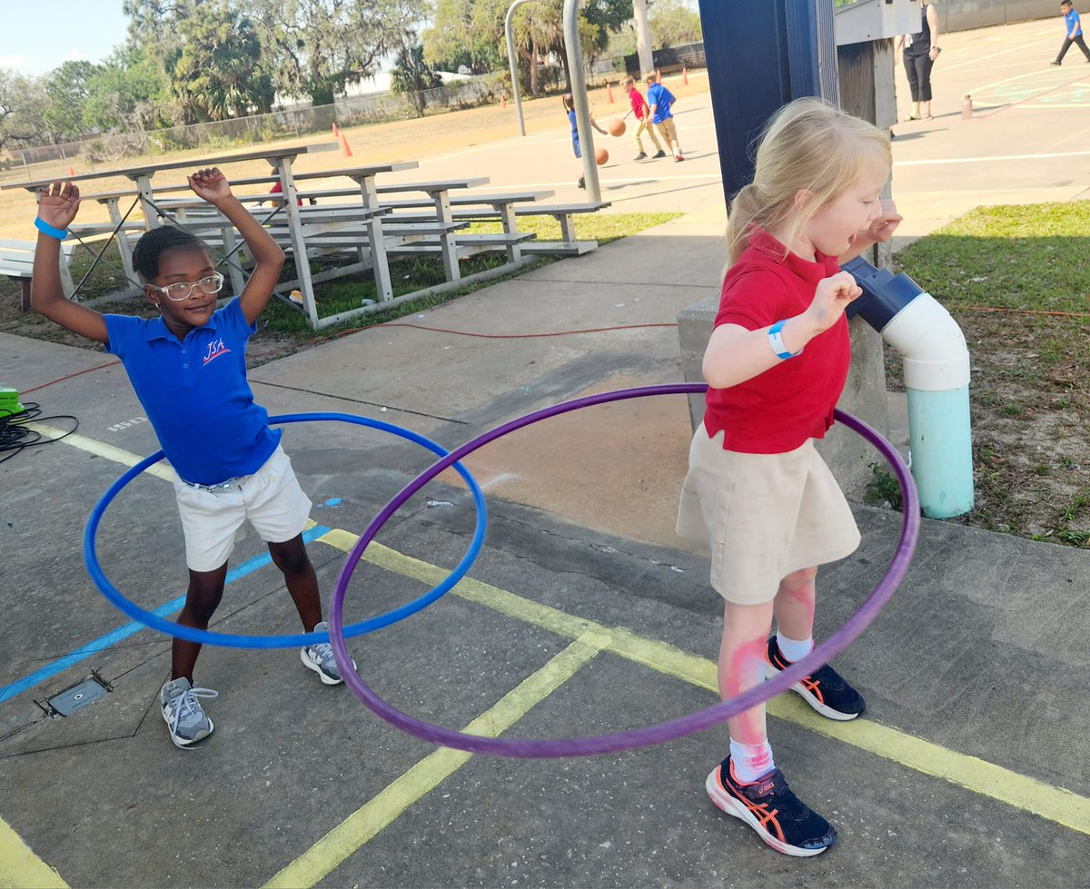 Just to keep you in the loop: Don't forget that this Friday, April 28, is an early dismissal day, so all PCPS students will be released two and a half hours earlier than usual. Keep track of important school dates at polkschoolsfl.com/calendars.