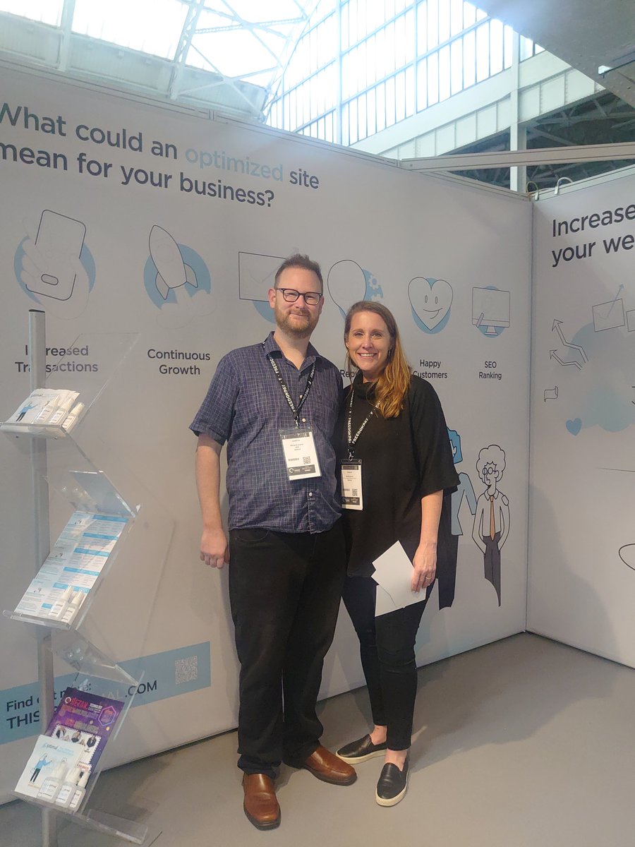 thisisoptimal's tweet photo. Phew what a day! We've had a great day talking to a lot of different people. Looking forward to being back tomorrow. Make sure to come by and see us! 
#retailtechnologyshow @RetailTechShow @flowlabs @SheerinAswat #webperf #webperformance #loadtesting #cyberweek #optimal https://t.co/WckPkzKwJL