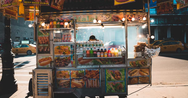 TrunkAgency's tweet photo. Our Client Services Director Hannah Evison sat down with The Drum, and 6 other leading food &amp; drink marketers to discuss growing complexity, ‘nichification’, and how to build a brand in this crowded space.

Read the full article 👇
#Roundtable #FoodAndBeverageIndustry #Marketing