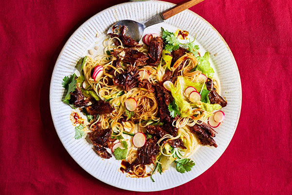 💃 Best of the fest! Summer music festivals to book now inc <a href="/RockOysterFest/">Rock Oyster Festival</a> PLUS win <a href="/MatildaMusical/">Matilda The Musical</a> tickets, midweek TV guide &amp; More - mailchi.mp/muddystilettos… #cornwall #inlovewithlocal #cornwallwhatson