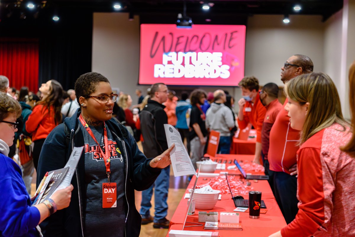 IllinoisStateU's tweet photo. We loved welcoming our newly admitted Redbirds during Redbird Day last week ❤️ Tag us in your posts committing to ISU, #FutureRedbirds! 
@ISUAdmissions https://t.co/SnRKbE48bv
