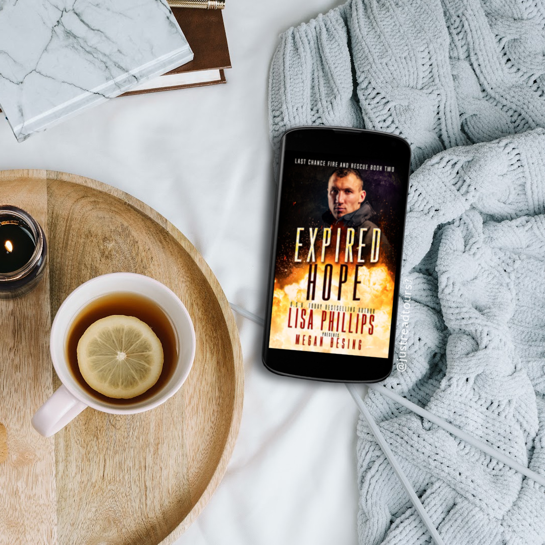 "She battled every fire she ever faced. He’s risking everything for the chance to belong."

#ExpiredHope by #MeganBesing &amp; #LisaPhillips

amzn.to/3KifwU8 #ad 

<a href="/justreadtours/">justreadtours</a> @lisaphillipsbks <a href="/MeganBesing/">Megan Besing</a> <a href="/SunrisePublish/">Sunrise Publishing</a> #LastChanceFireandRescue #SunrisePublishing