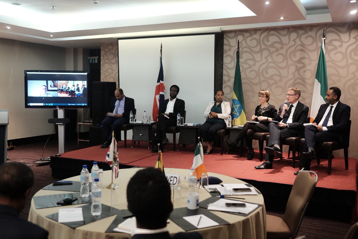 UKinEthiopia's tweet image. Inspiring reflections from Ethiopian political parties following a @NDI visit to Belfast.

It took leadership, courage and compromise to achieve the #GoodFridayAgreement in Northern Ireland 25 years ago. 

We’re ready to see the same in 🇪🇹.

 @IEAmbEthiopia