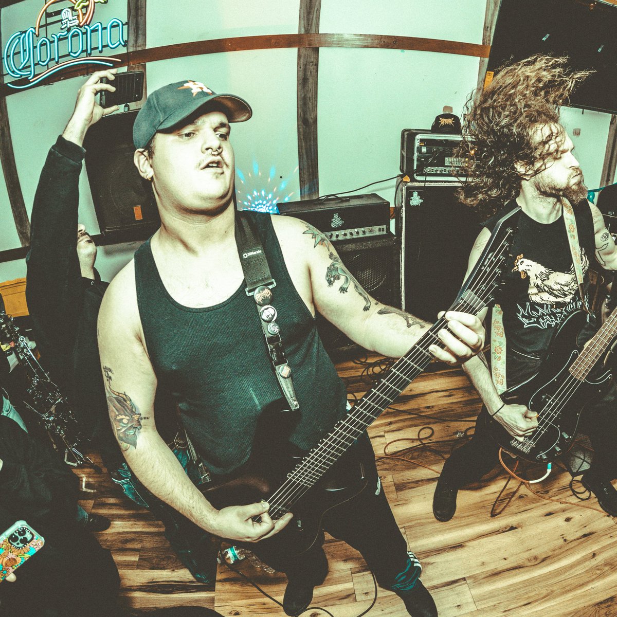 beatenintodust's tweet image. real FYL rocker shit 

📸: @Ging_BBU