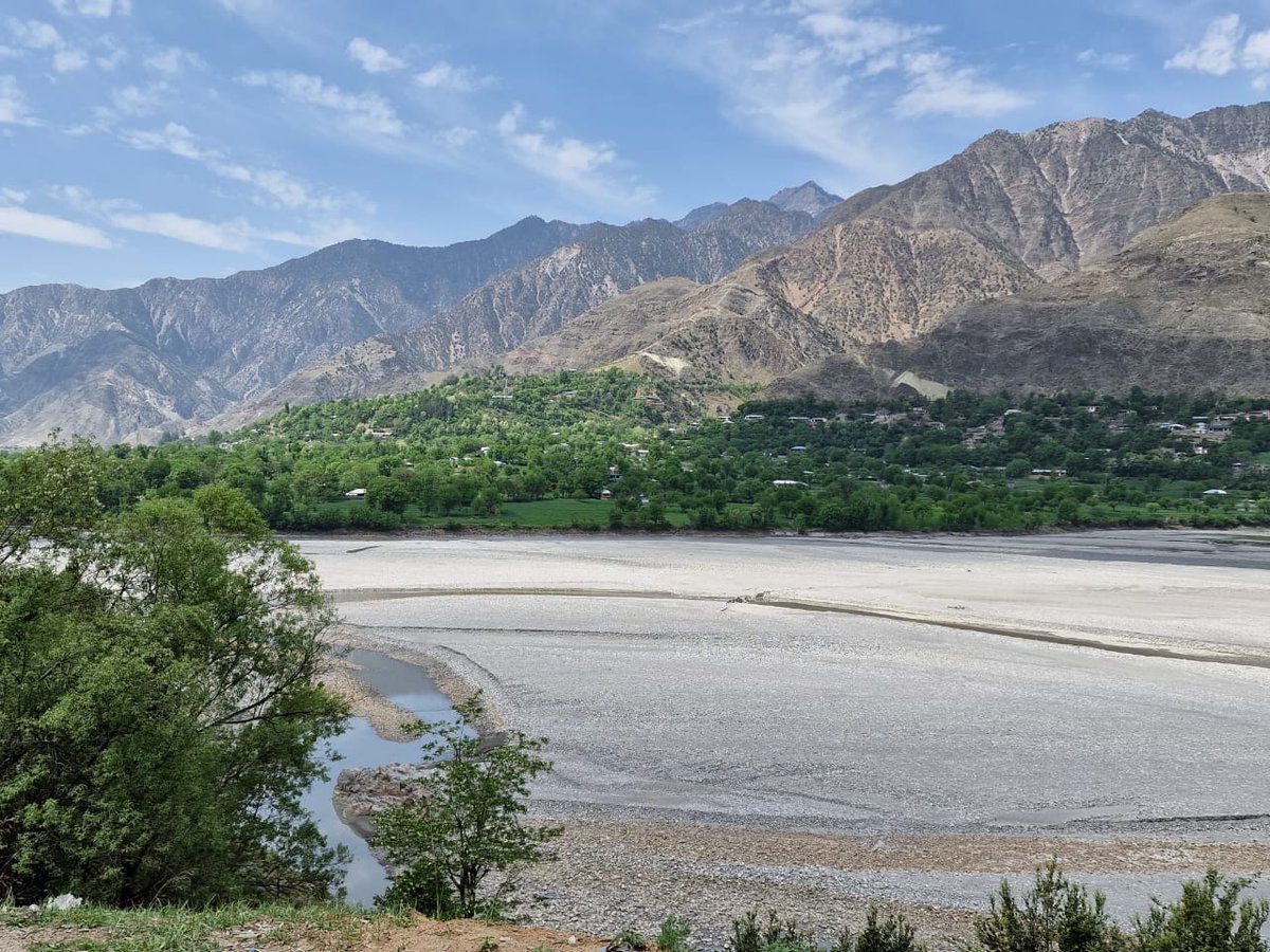 smqureshi's tweet photo. @Sia_Goosh #Jinjerate #Drosh #Chitral #Pakistan 🇵🇰 https://t.co/8shV8by6qP