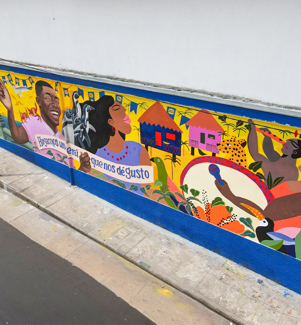 #IncaKola, the Peruvian national pride and flag brand, takes a stand against discrimination among regions. For its inclusion campaign, we worked with artists from all over the country, in search of a Peru that pleases us 🇵🇪📷

#HeyProjects #Muralism