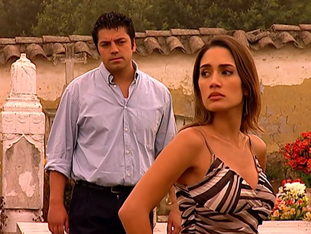 xLaTormenta's tweet photo. #LaTormenta #LaTormentaNova #LT98 Felipe trata de hacerle ver a Valentina las cosas extrañas que rodean el juicio contra María Teresa. https://t.co/JOXuUgwcU0