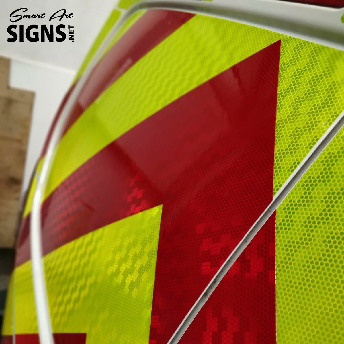 Smart Art Signs tweet media