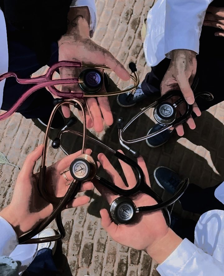 ⠀
⠀⠀ ▬▬▬  𝓛𝐎𝐎𝐊𝐈𝐍𝐆   𓄳  𝓕𝐎𝐑  .  .  . 

⠀⠀⠀𝐄studαntes de medıcınα que
⠀⠀⠀queırαm fαzer pαrte do nosso
⠀⠀  tıme e desenvolver hαbılıdαdes  
⠀⠀