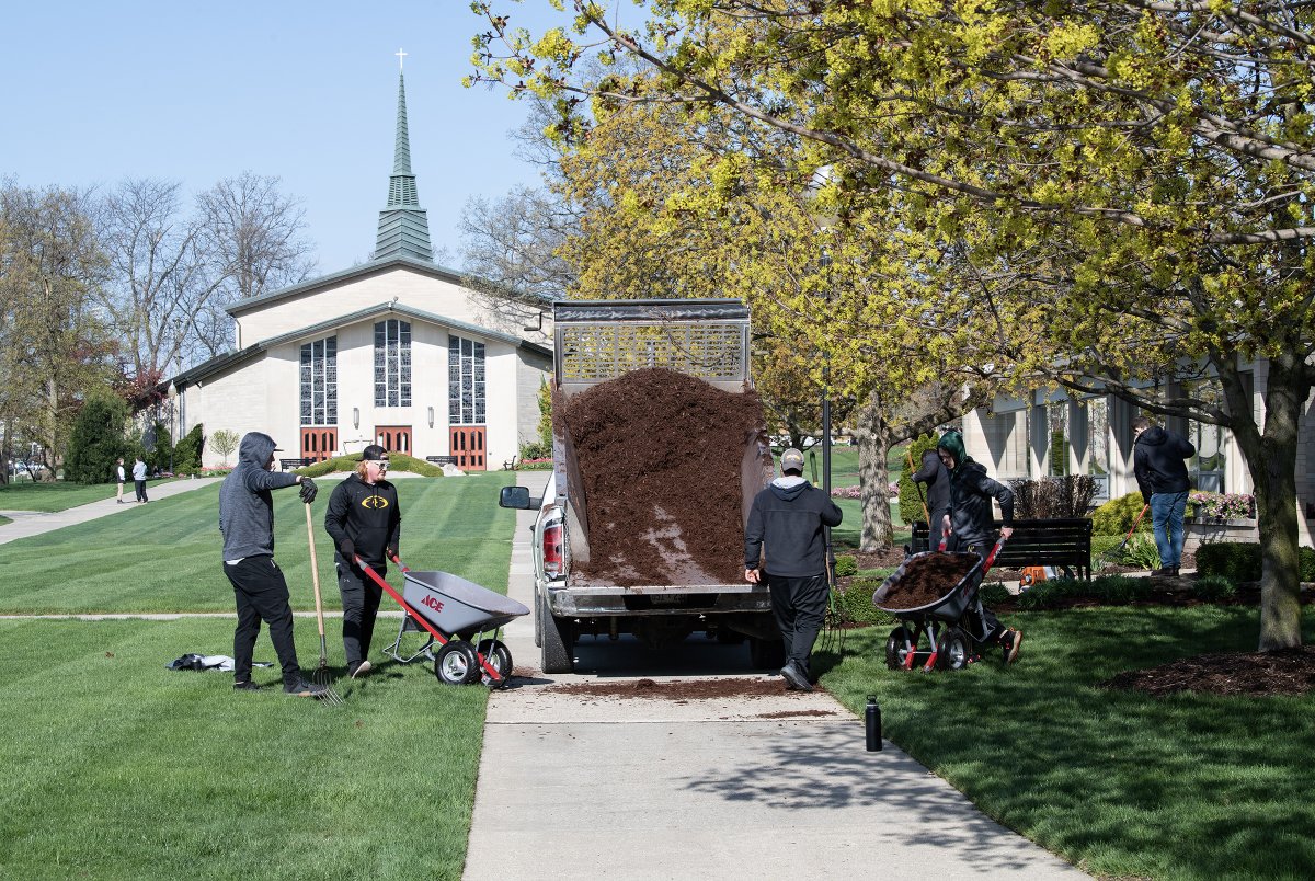 Our campus community has been busy outside today prepping for Spring Commencement!

#GDTBAB #AdrianCollege #BulldogProud