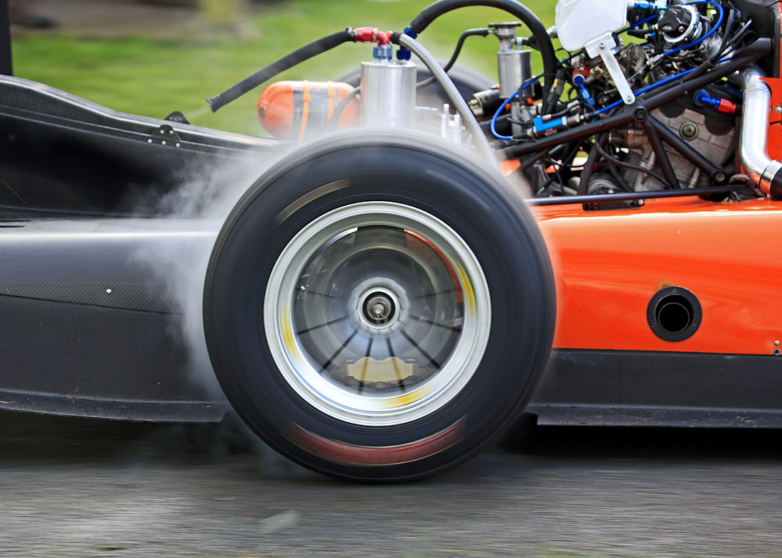 Tyre warming at Prescott 😎 <a href="/PrescottHClimb/">Prescott Hill Climb</a> <a href="/EmpireRaceCars/">Empire Racing</a> #hillclimb