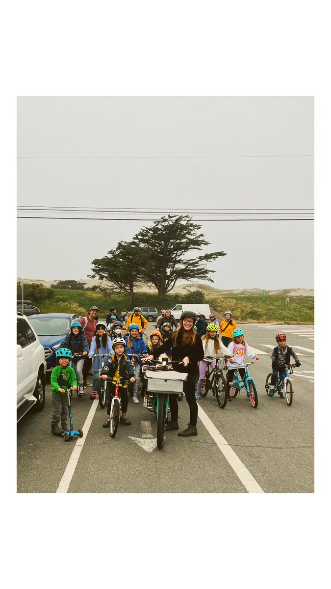 Up bright and early for safe streets! Thanks to all the kids & the @SFUnified parent crew who joined the bike bus 🥰. Great to see some kids new to 🚲and 🛴 trying it out. @sfbike #bikeandrollsf #sfsaferoutes and @sfsaferoutes