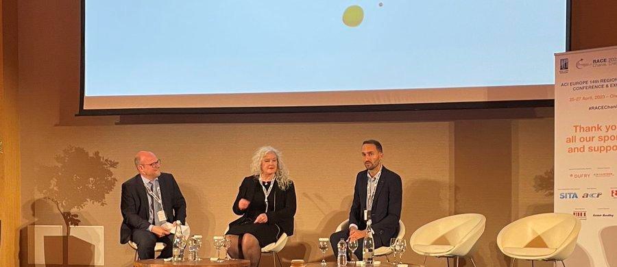 aena's tweet photo. 🗣️ Pablo López, resp. de Vigilancia Técnica y Financiación I+D+i, en el debate "R&D and Digitalisation" de #RACEChania @ACI_EUROPE:
"Aena tiene una apuesta clara por la #innovación, que se materializa en el Plan Estratégico de Innovación y Transformación Digital de la empresa". https://t.co/KUnmEYwZhZ