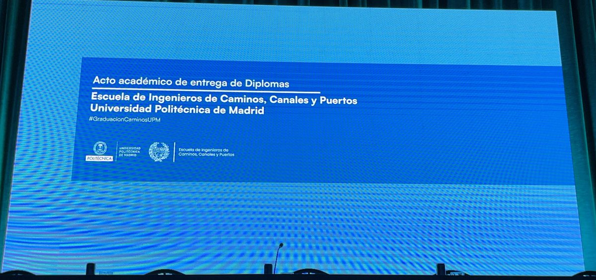 Enhorabuena a los nuevos egresados y egresadas de grado y y máster en <a href="/caminosupm/">CaminosUPM</a> #GraduacionCaminosUPM