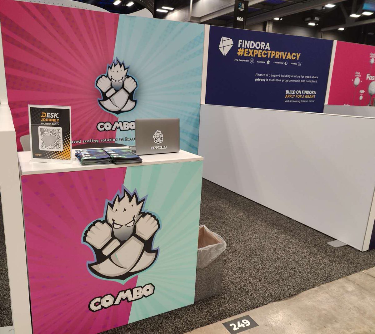 combonetworkTR's tweet photo. İyi Akşamlar #COMBO topluluğu!
📍Austin @consensus2023'den Muhteşem kareler ile sizlerleyiz

 Haydi COMBO bu işi yapalım!👊 #consensus23 #Layer2 #game #BNBchain #Greenfield #OptimismSND 🔥 https://t.co/B9CmRnM2tO