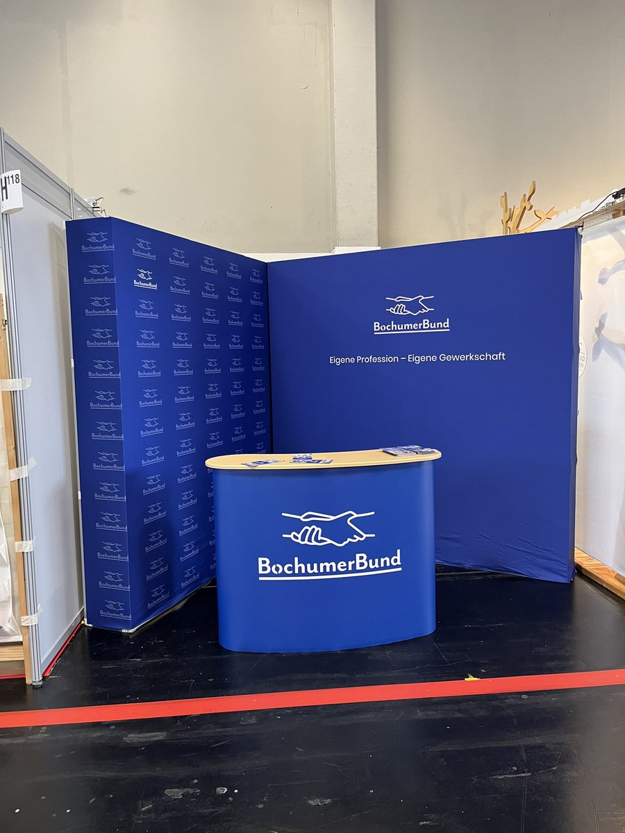 Heute in Nürnberg auf der #Altenpflegemesse - finde den Unterschied <a href="/_verdi/">Ver.piss.di</a> #Pflege