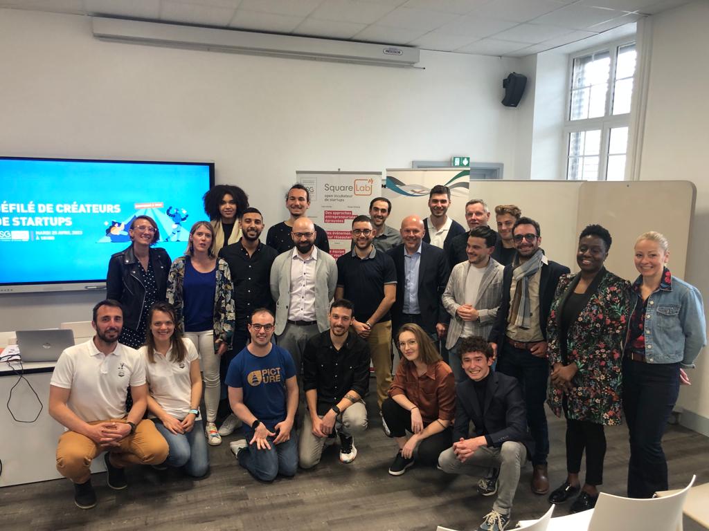 clermont_sb's tweet photo. 🚀 Retour sur le traditionnel Défilé de Créateurs de Startups de l'Open Incubateur @SquareLab_ESCC qui a eu lieu le 25 avril dernier.
Bravo aux incubés récompensés par les partenaires du #SquareLab ! 👏🏼 https://t.co/cV5Xyt9abB