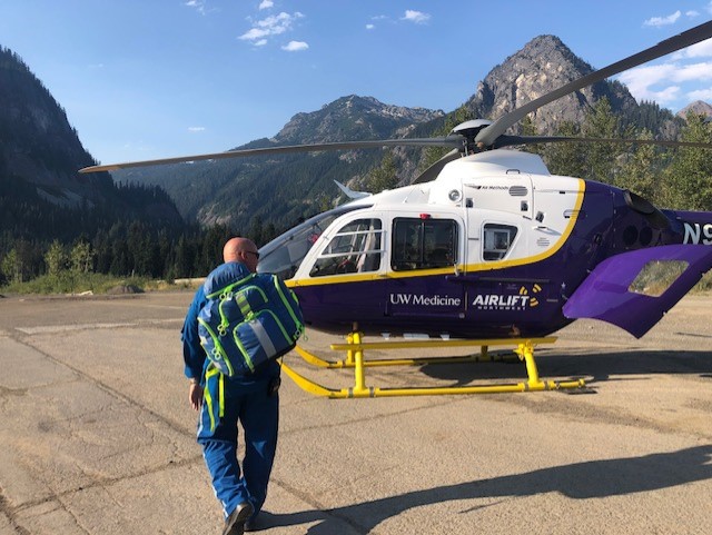 AirliftNW's tweet image. As we observe World Pilot's Day, Airlift Northwest recognizes our dedicated fixed wing and rotor wing pilots. These individuals transport and keep our crews and patients safe every day. Thank you for all you do! #Aeroair #AirMethods #UWMedicine #WorldPilotsDay