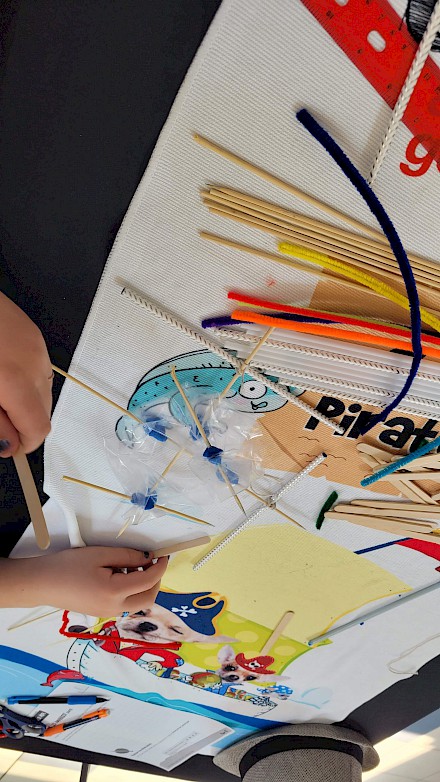 24hdescience's tweet photo. 6 mai-BAS-SAINT-LAURENT-Rassemblement scientifique #24hdescience #odysci https://t.co/0pfszCztl8 https://t.co/yZ6ubLj59D