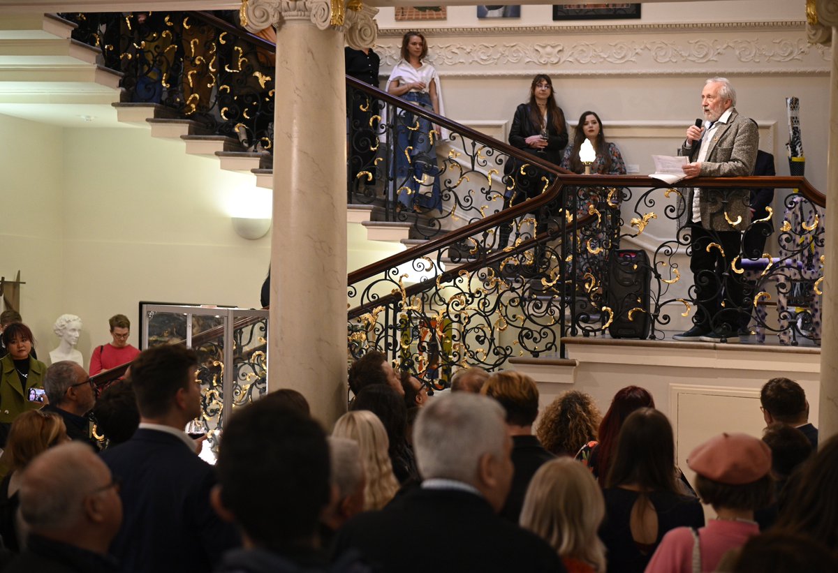 ROSLARTS's tweet photo. Congratulations Joshua Donkor, Aelfred Hillman and Aniela Preston - shortlisted for the prestigious RBA Rome Scholarship at last night's RBA RISING STARS PV!
https://t.co/8s5jelp10r
#ROSLARTS #RBA https://t.co/20M9K1wxUt