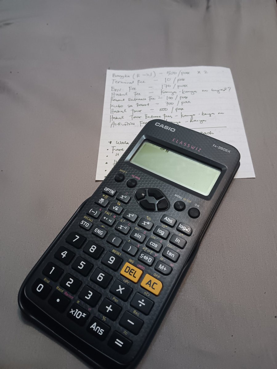 MrMarMarMar's tweet photo. Gamitin for board exam < pang tuos sa gagastusin sa gala kasi nakapasa sa board exam. 😆 🏊‍♂️🏖🌊 https://t.co/T2y19WwJhD