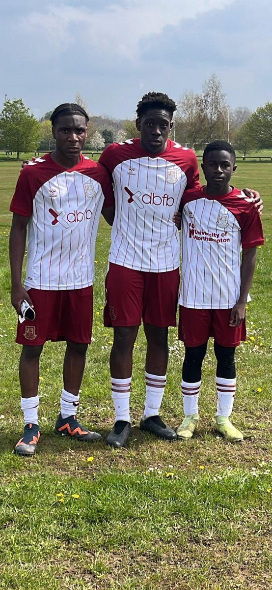 MKDonsSETBoys's tweet photo. Congratulations to U15 trio Jason, Francesco and Kyan who have now signed for @NTFC_Academy π€©β½οΈ #MKDons #MKDonsSET https://t.co/qCV99zeCRJ