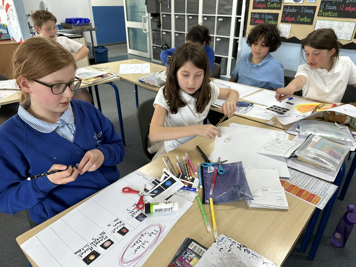MrsLucyWilliams's tweet photo. Last week, Year 5 started their new science topic of Earth and Beyond by finding out about what is in our solar system and creating fabulous posters! #WroxhamScience @kilpatrickDeb28 @MissBThomas_ @WroxhamSchool https://t.co/fZ9dQ52GcO