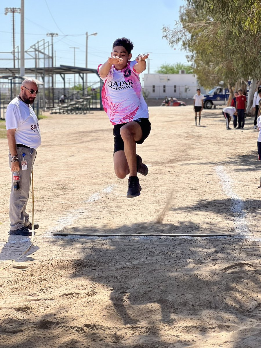 CitlydeOzz's tweet photo. Mini Olimpiadas 🫶 https://t.co/8rBVzVu97e