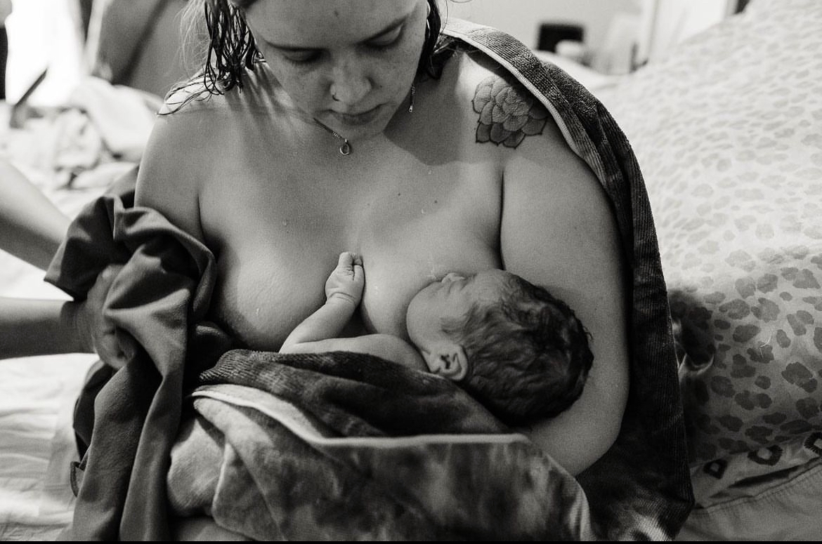 willowwishaz's tweet photo. Today’s #wordlesswednesday by @lovingtouchdoulas 
•
•
•
#thisisbirth #yesbirthcanlooklikethis #grantingbirthchoice #birthcenter #doulas #birthcentergrant #doulagrant #arizona #arizonamoms #birthingperson #freshhuman https://t.co/vKC2ToRUpg