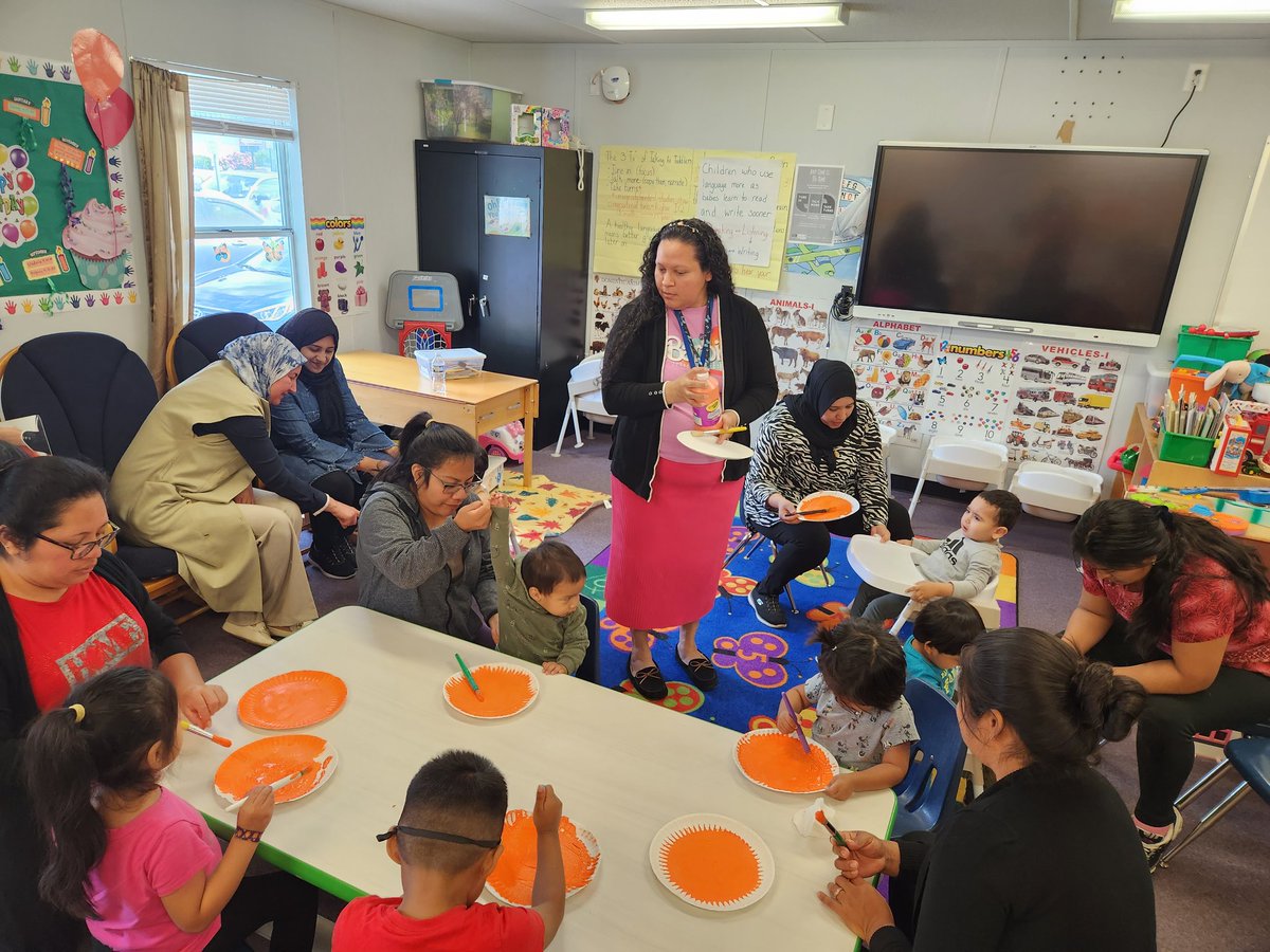 Sara Mulrooney (@evenstart_aps) on Twitter photo We heard some great stories, did a fun art project and picked out some truly wonderful forever books with The Book Lady from <a href="/ReadEarlyDaily/">Read Early and Daily (R.E.A.D.)</a> <a href="/APS_EarlyChild/">APS Office of Early Childhood</a> <a href="/APSLibrarians/">APS Library Services</a> <a href="/rbowermanteach/">Rachel Bowerman</a> <a href="/APSVaSchoolBd/">APS School Board</a> We heard some great stories, did a fun art project and picked out some truly wonderful forever books with The Book Lady from <a href="/ReadEarlyDaily/">Read Early and Daily (R.E.A.D.)</a> <a href="/APS_EarlyChild/">APS Office of Early Childhood</a> <a href="/APSLibrarians/">APS Library Services</a> <a href="/rbowermanteach/">Rachel Bowerman</a> <a href="/APSVaSchoolBd/">APS School Board</a>