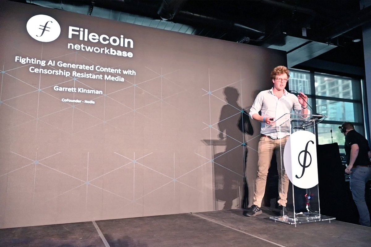 FilFoundation's tweet photo. When media is altered, our perception of history is changed.

The need for verifiable media is now.

@GeKinsman, co-founder @NodleNetwork at the #FILNetworkBase https://t.co/Fy0PqLywQH