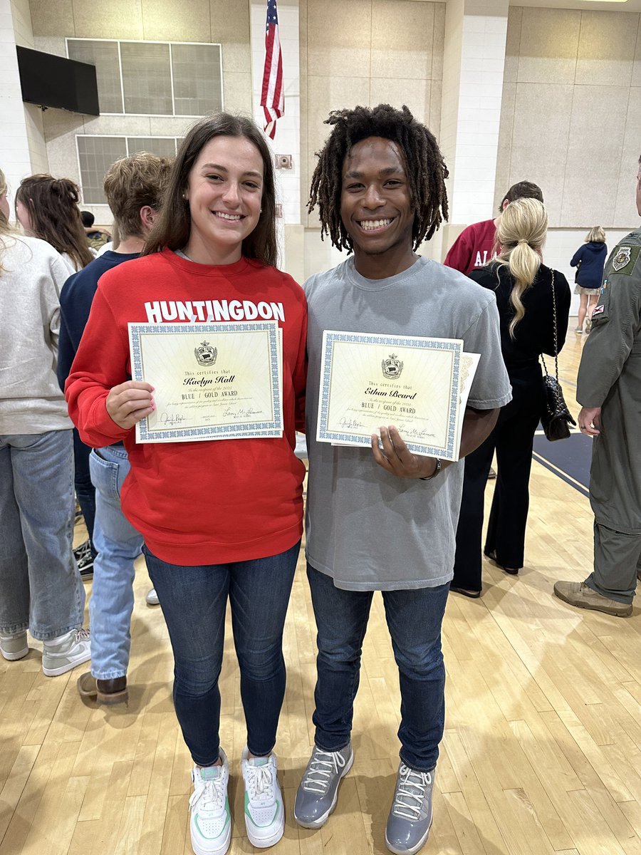 STJAthletics1's tweet photo. Congrats to KK Hall and Ethan Beard; our blue gold athletic award winners!! https://t.co/xN60MlQe2d