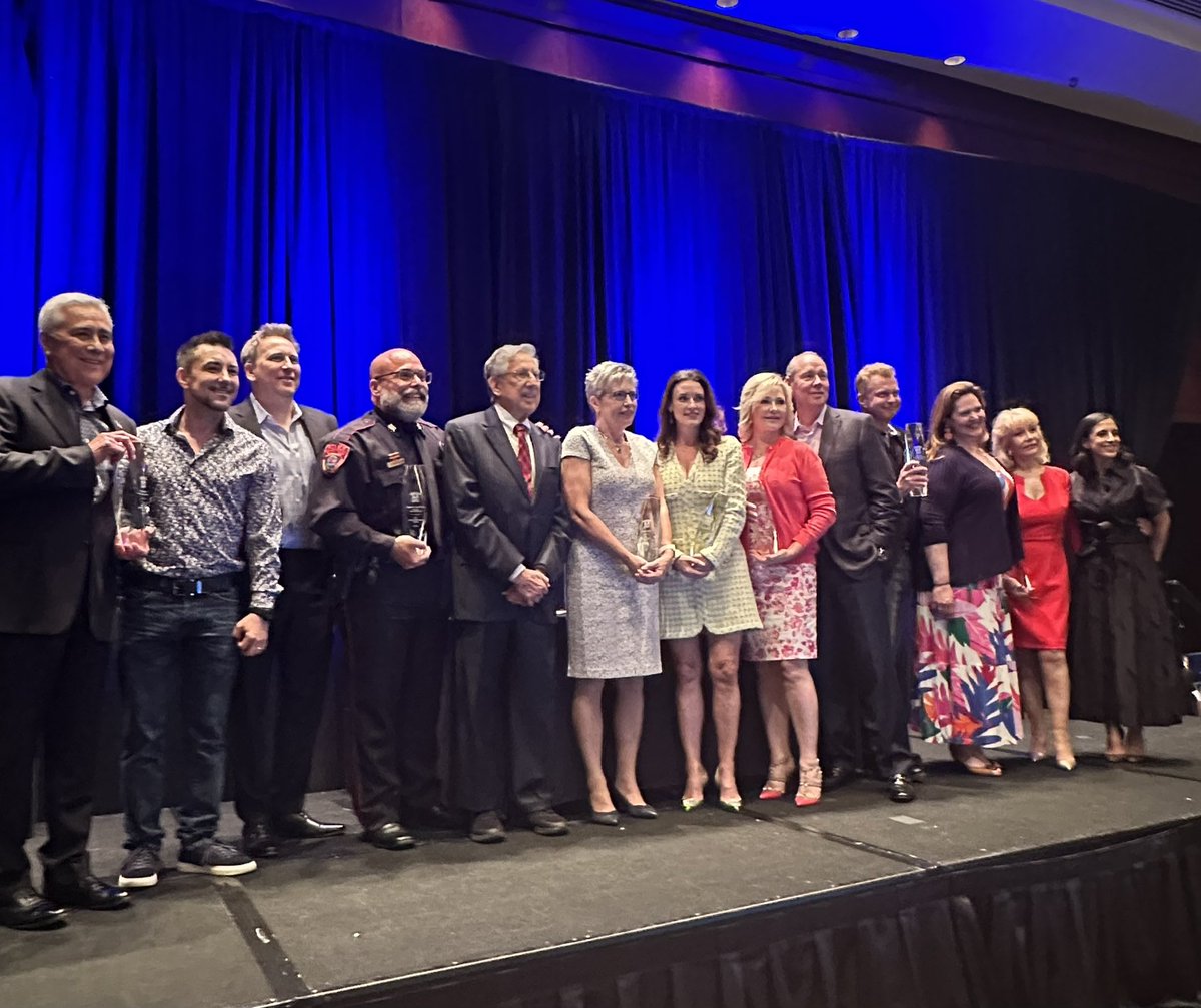 CrimeStopHOU's tweet photo. ✨ What an incredible day! We had such a wonderful time honoring our Houston Heroes. A special thanks to all of our amazing supporters who helped make this such a successful event. More pictures coming soon! https://t.co/STj4yQJ0Zh