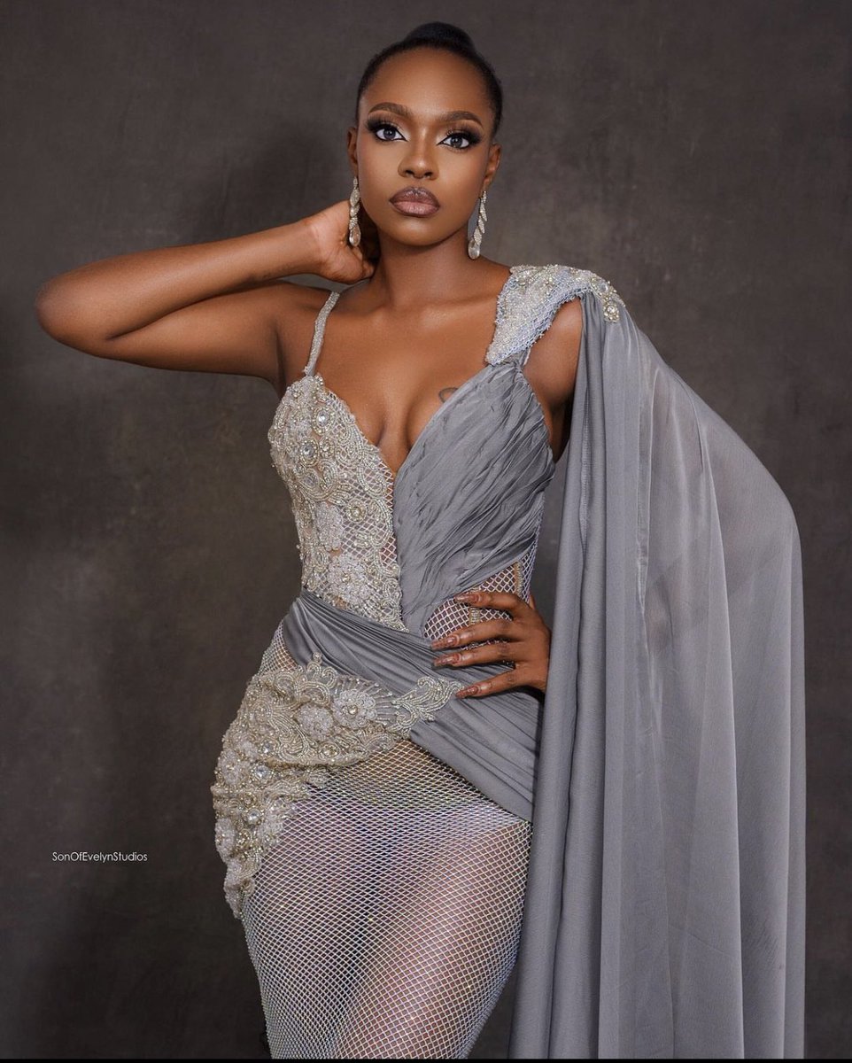 doemaya95's tweet image. There are still more oh, ahh that set sha🙌🙌, make I add our naija girl Beverly too cos she fine too  #bba #bbathechase #bba2013 #bbnaija #bbtitans